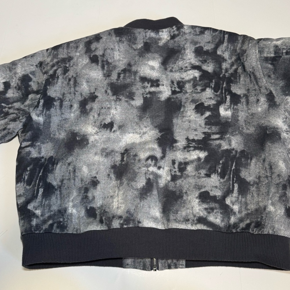 Men’s BEGOING bomber jacket with a gray and black watercolor pattern size M - Picture 3 of 14